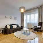 Διαμέρισμα Brighthome Castle District