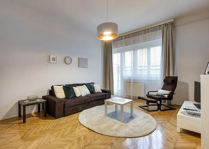 公寓 Brighthome Castle District