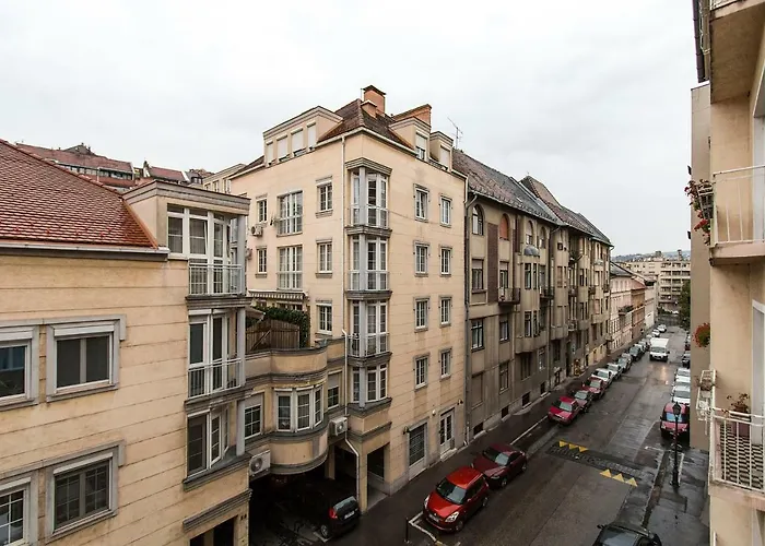 Brighthome Castle District *